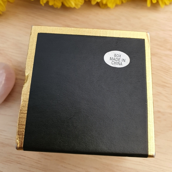 Pink Swarovski Crystal Silver Ring - Picture 9 of 11